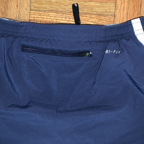 Nike running dri-fit shorts - Picture 5 of 5